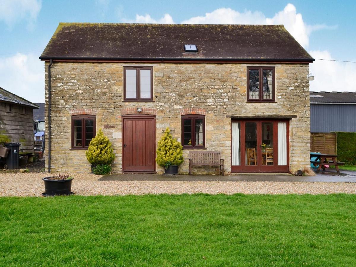 The Stables Villa Ansty  ภายนอก รูปภาพ