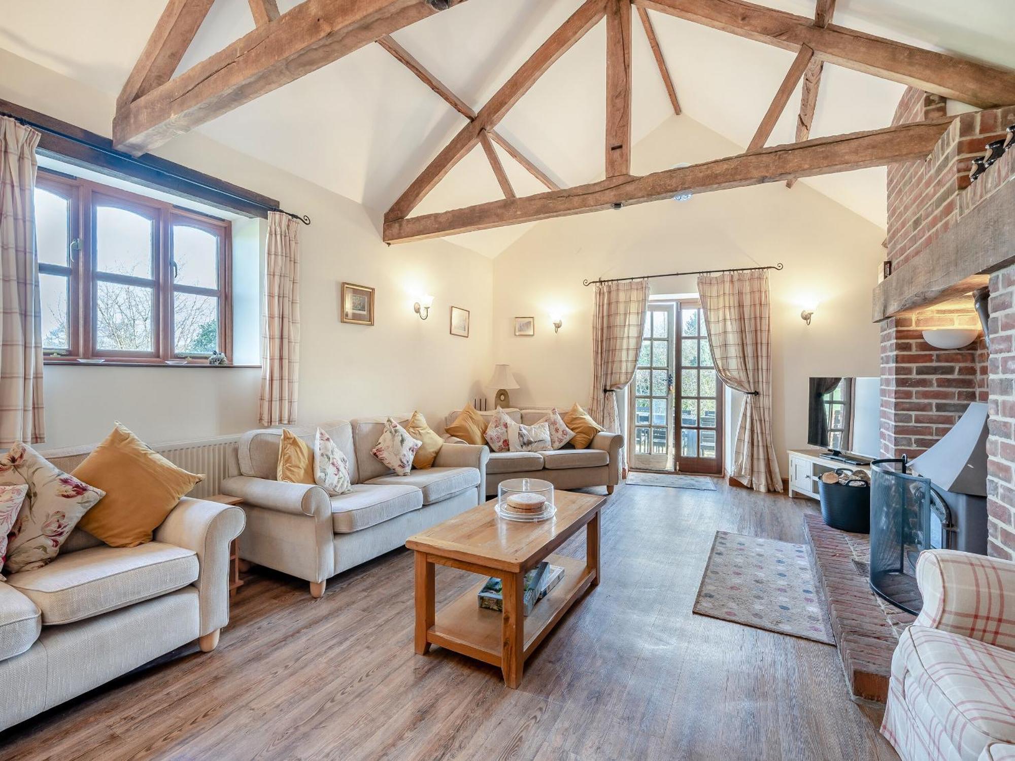 The Stables Villa Ansty  ภายนอก รูปภาพ